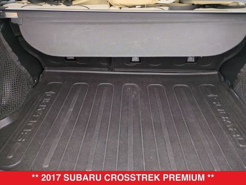 Used 2017 Subaru Crosstrek 2.0i Premium w/ Moonroof Package image 34