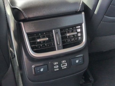 Certified 2025 Subaru Outback Limited image 18