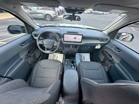 New 2025 Ford Maverick XLT w/ XLT Luxury Package image 5