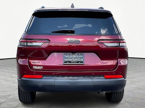 New 2025 Jeep Grand Cherokee L Altitude image 4