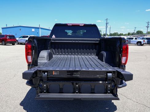 New 2026 GMC Sierra 1500 Pro w/ Graphite Edition AWD/4WD image 5