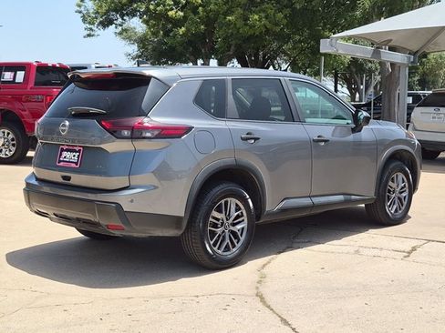 Used 2024 Nissan Rogue S AWD/4WD image 5