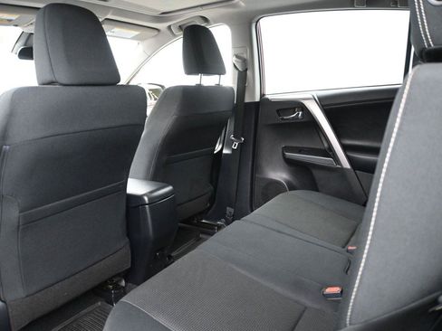 Used 2018 Toyota RAV4 XLE w/ Plus Extra Value Package AWD/4WD image 10