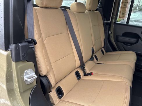 New 2026 Jeep Gladiator Sport image 46