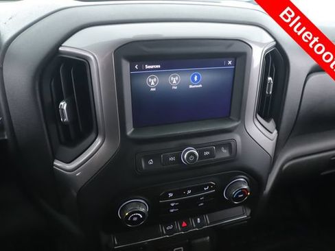 Used 2021 Chevrolet Silverado 1500 W/T w/ WT Convenience Package AWD/4WD image 3
