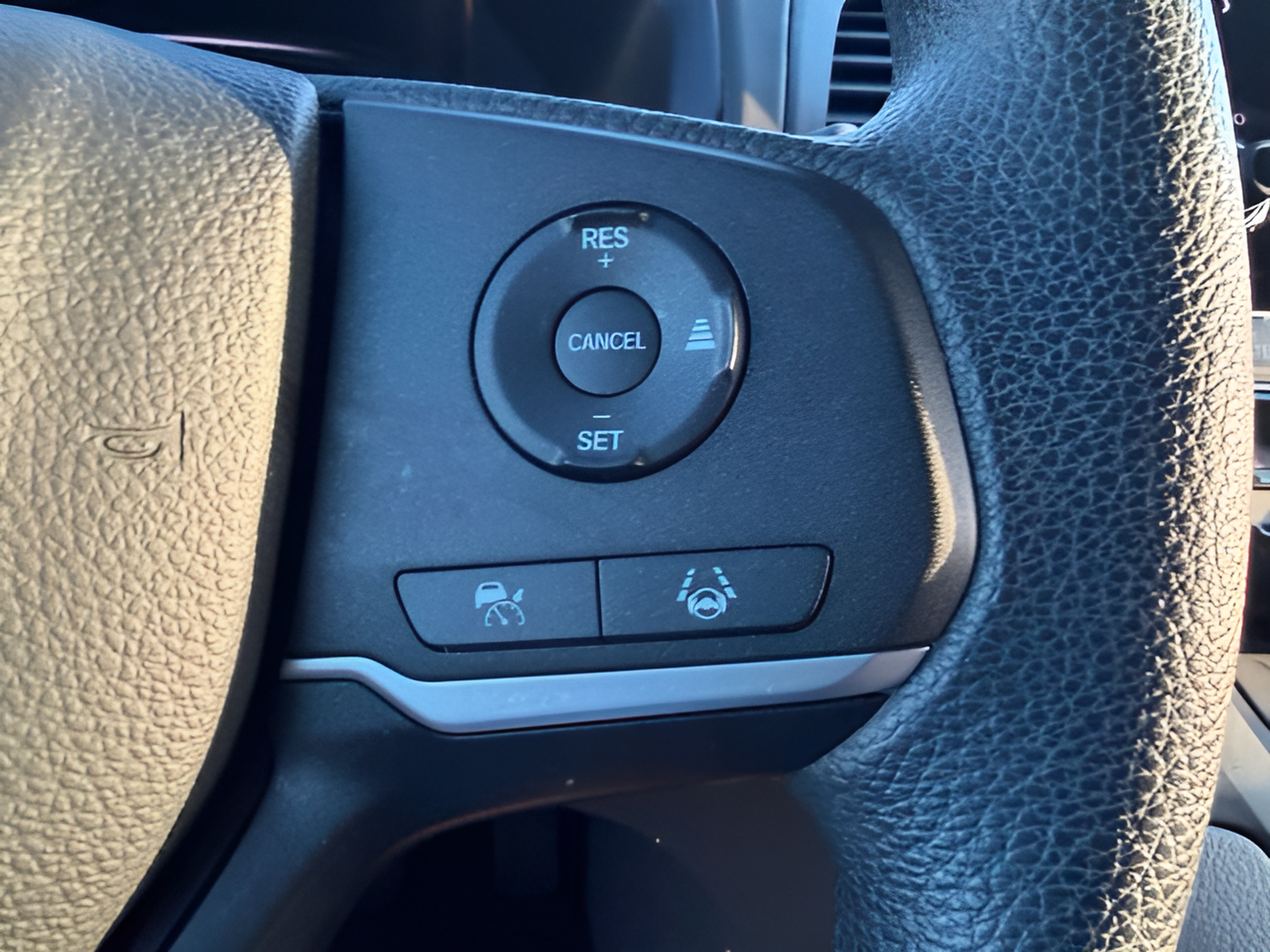 Certified 2024 Honda Odyssey EX image 16
