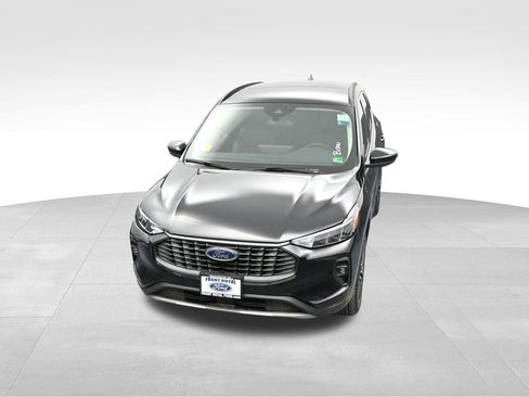 New 2025 Ford Escape SE image 31