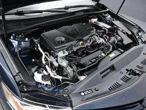 Used 2020 Toyota Camry SE w/ Convenience Package FWD image 44