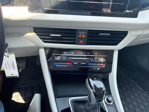 Used 2025 Volkswagen Jetta S FWD image 25