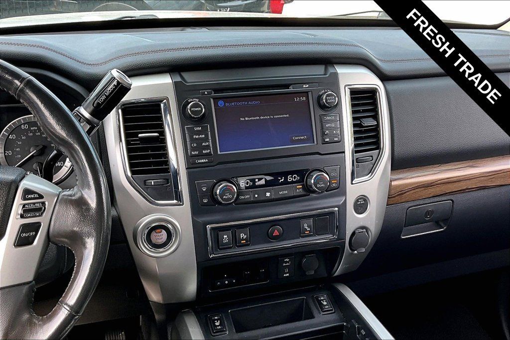 Used 2017 Nissan Titan SL w/ SL Towing Convenience Package RWD image 9