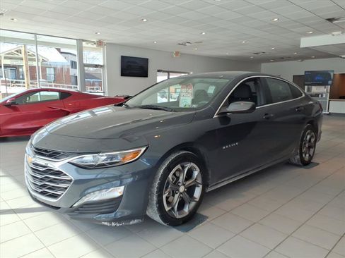 Used 2020 Chevrolet Malibu LT image 4