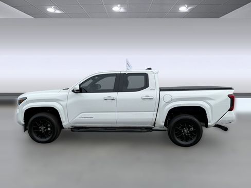 Certified 2024 Toyota Tacoma SR5 image 2