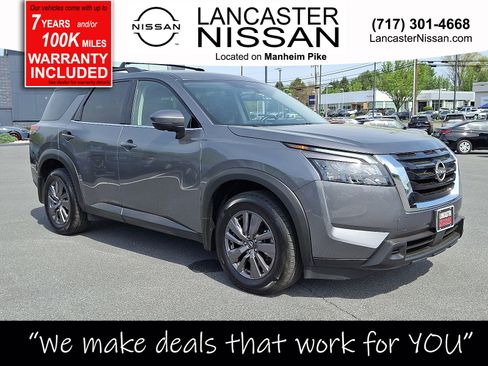Certified 2023 Nissan Pathfinder SV w/ SV Premium Package AWD/4WD image 1