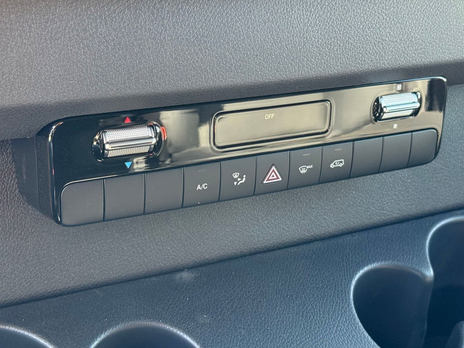 New 2026 Mercedes-Benz Sprinter 2500 image 28