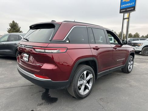 New 2026 Jeep Grand Cherokee Limited AWD/4WD image 10