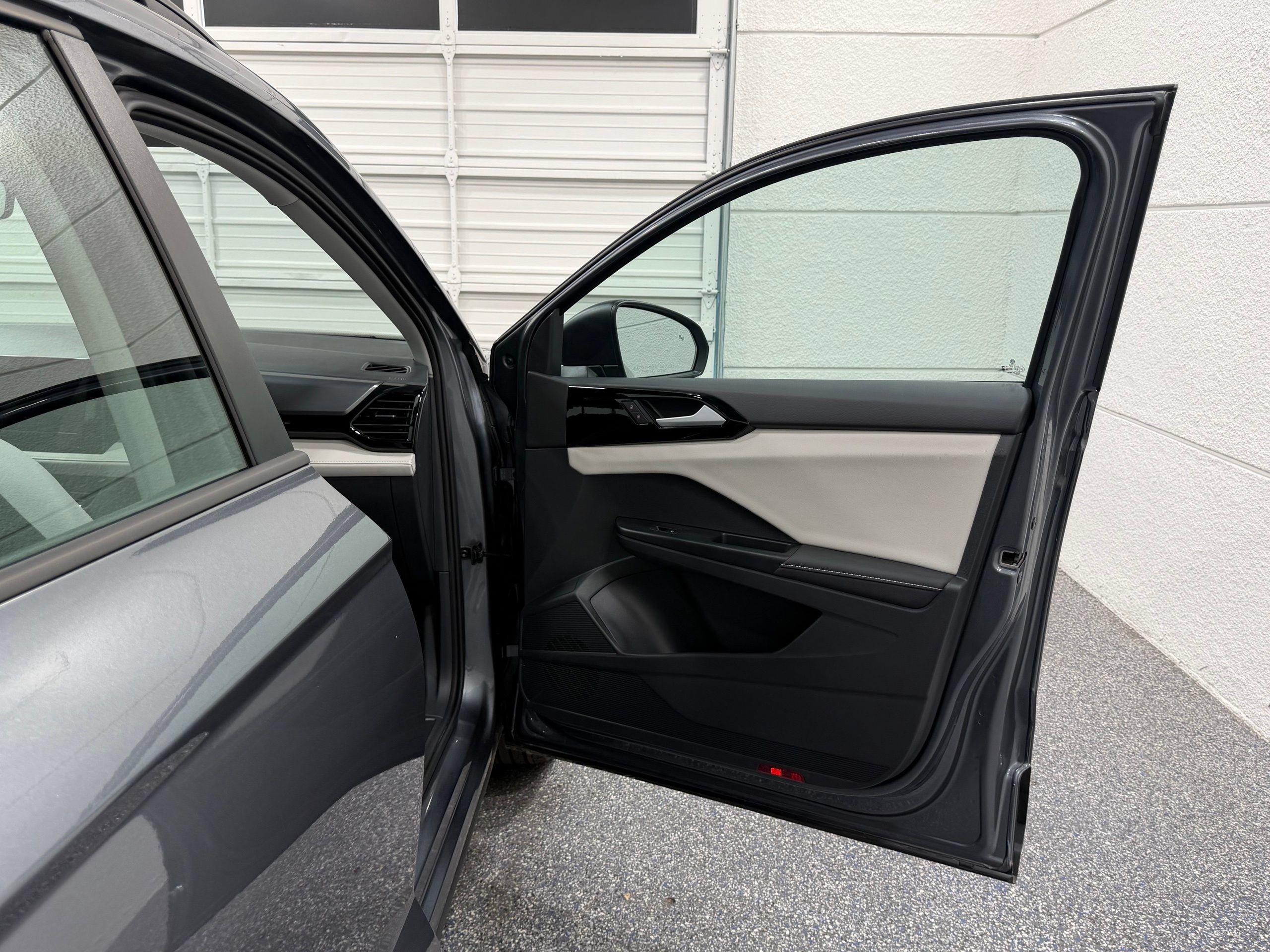 Used 2026 Volkswagen Taos S FWD image 27