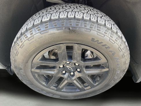 Used 2023 Chevrolet Silverado 1500 Custom w/ LPO, Dark Essentials Package image 48