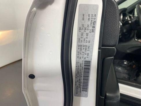 Used 2018 Jeep Grand Cherokee Limited AWD/4WD image 33