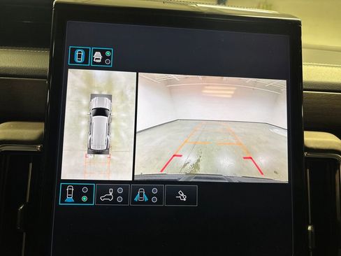 Certified 2025 GMC Yukon Denali Ultimate w/ LPO, Floor Liner Package image 44