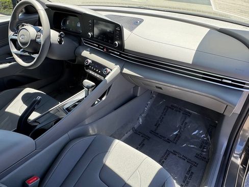 Certified 2026 Hyundai Elantra Sport FWD image 6