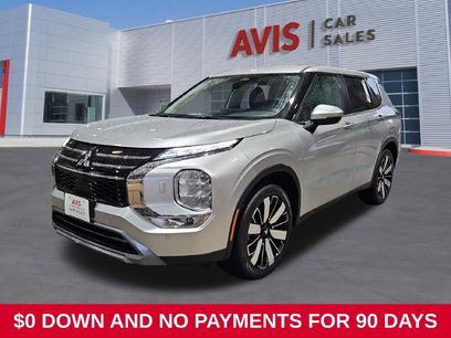 Used 2025 Mitsubishi Outlander SE