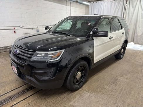 Used 2018 Ford Explorer 4WD Police Interceptor w/ Ultimate Wiring Package image 2