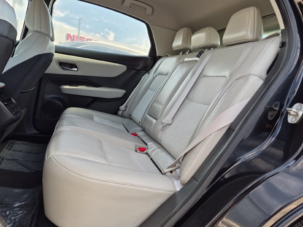 Used 2024 Nissan Ariya FWD image 16
