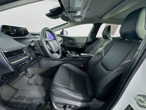 Used 2024 Toyota Prius Limited image 15