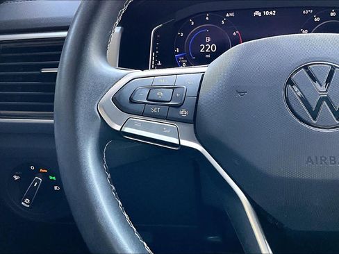 Used 2023 Volkswagen Atlas Cross Sport SE image 23