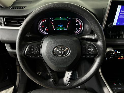 Used 2024 Toyota RAV4 XLE image 15