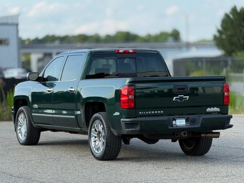 Used 2015 Chevrolet Silverado 1500 High Country w/ High Country Premium Package AWD/4WD image 10
