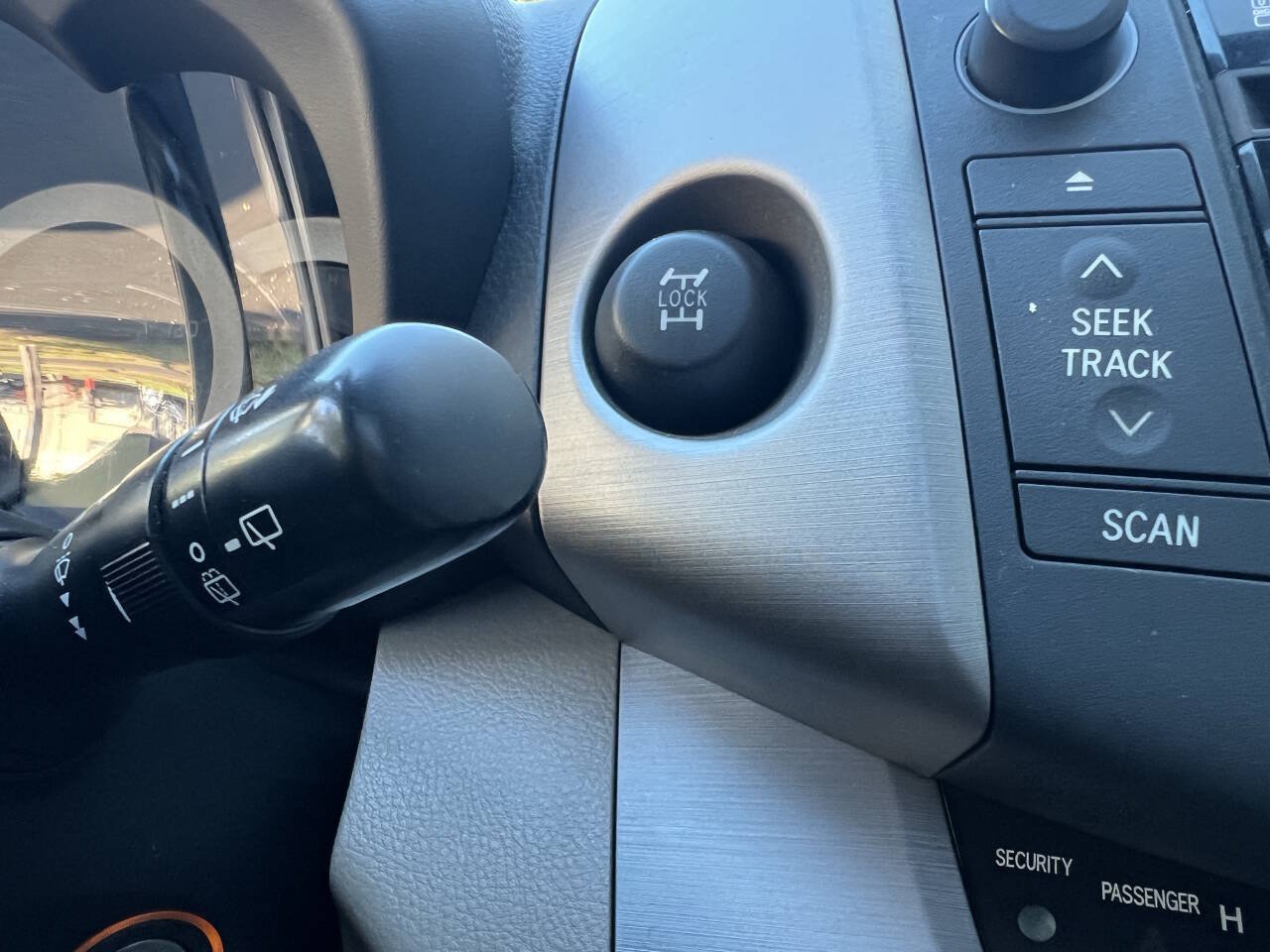 Used 2008 Toyota RAV4 Limited AWD/4WD image 21
