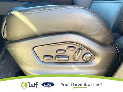 Used 2024 Porsche Cayenne Coupe image 18