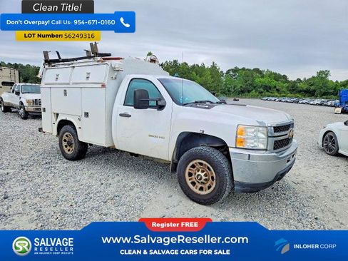 Used 2014 Chevrolet Silverado 3500 W/T AWD/4WD image 5