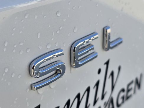 New 2026 Volkswagen Atlas SEL AWD/4WD image 7