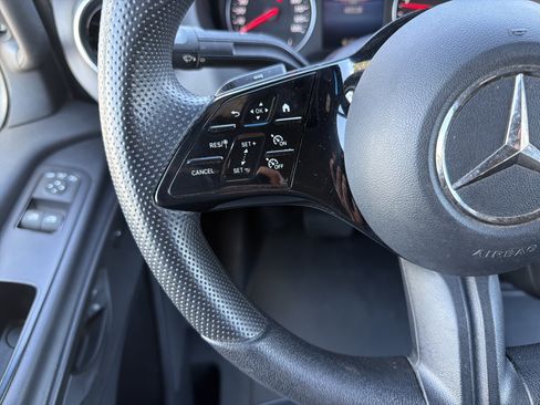 Used 2025 Mercedes-Benz Sprinter 2500 image 19