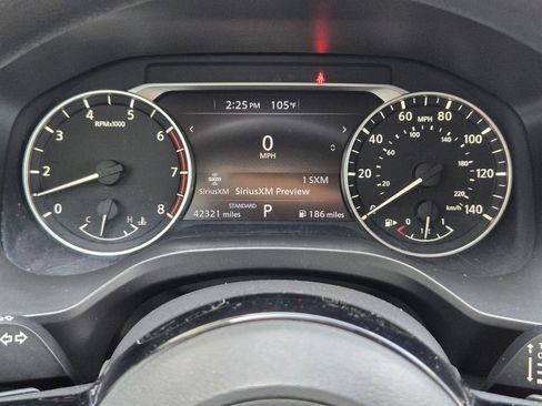 Used 2023 Nissan Rogue SV image 14