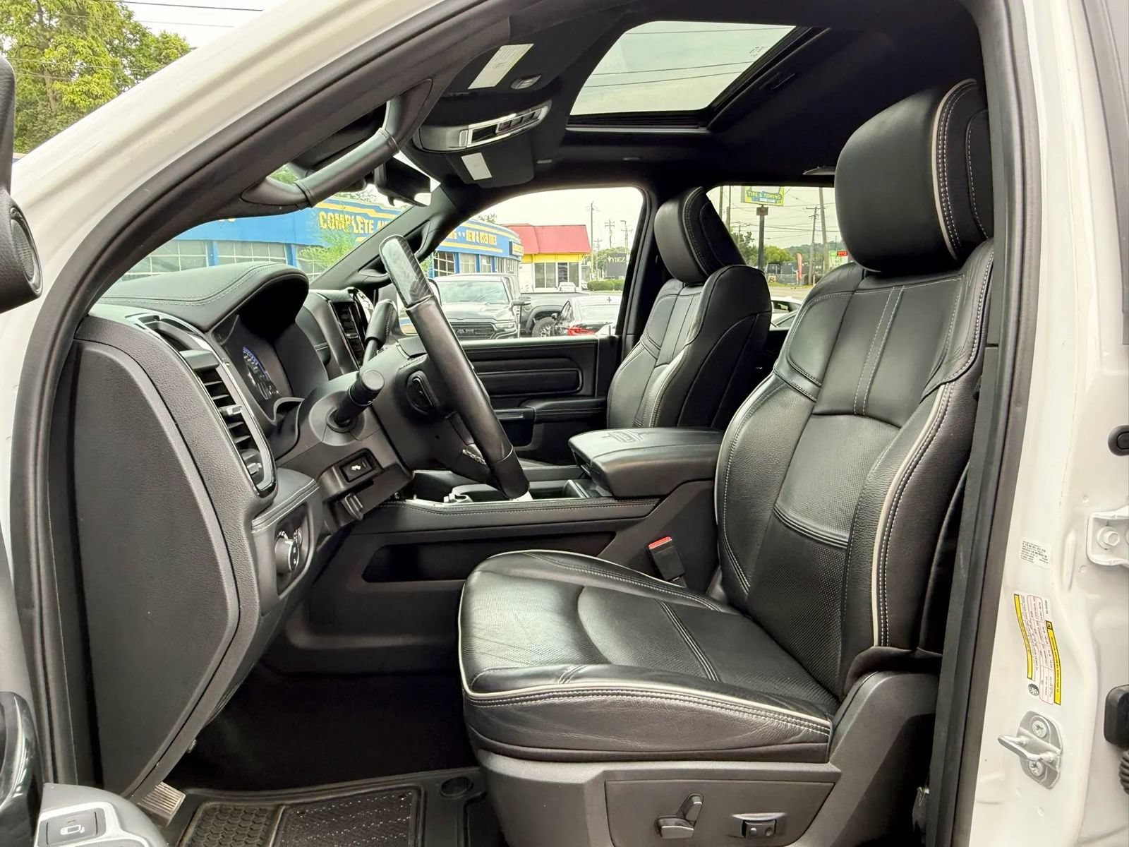 Used 2022 RAM 2500 Limited AWD/4WD image 12