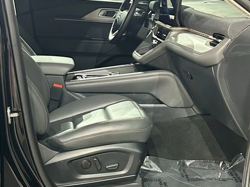 New 2026 Ford Explorer Active w/ Active Comfort Package image 63
