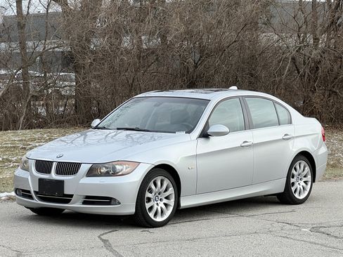 Used 2008 BMW 335xi 335xi image 1