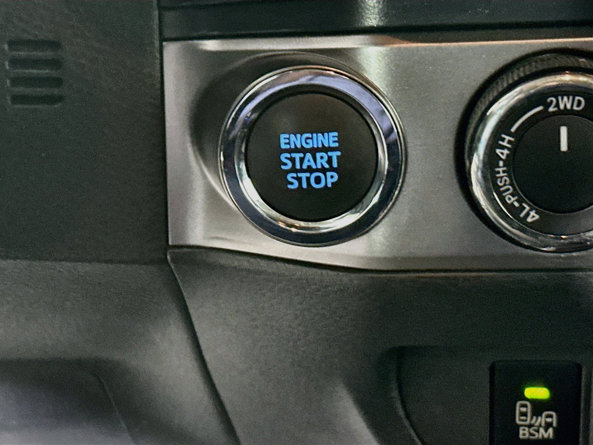 Certified 2023 Toyota Tacoma SR5 w/ Technology Package AWD/4WD image 20