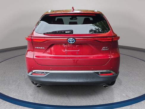 Used 2021 Toyota Venza XLE w/ Softex Package AWD/4WD image 6