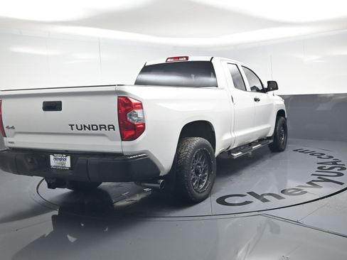 Used 2018 Toyota Tundra SR image 9
