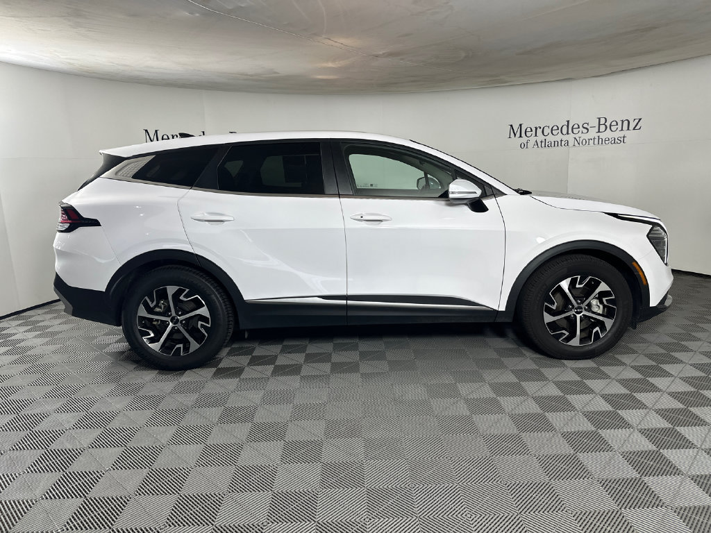 Used 2024 Kia Sportage EX FWD image 8