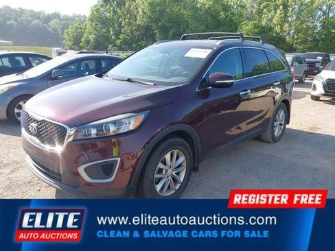 Used 2018 Kia Sorento FWD image 3