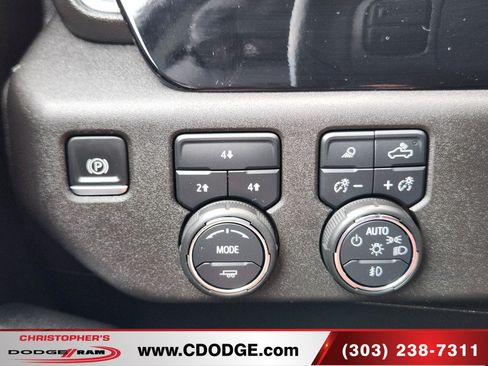 Used 2025 Chevrolet Silverado 3500 LT w/ Safety Package AWD/4WD image 28