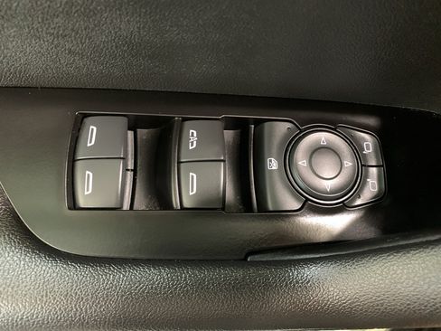 Used 2022 Chevrolet Blazer RS w/ Enhanced Convenience Package AWD/4WD image 31