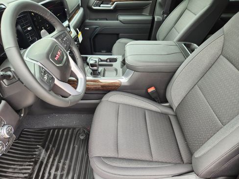 New 2026 GMC Sierra 1500 Elevation w/ Preferred Package RWD image 9
