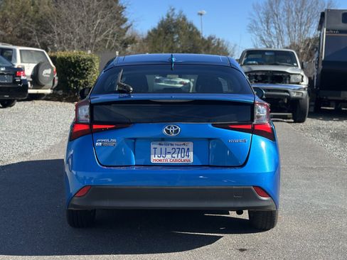 Used 2019 Toyota Prius LE image 4