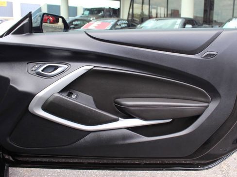 Used 2022 Chevrolet Camaro LT image 10